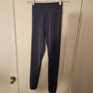 Women's size 2 (XS) stori. Workout leggings